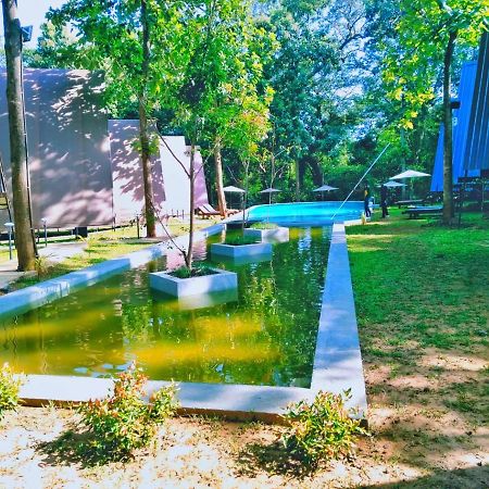 Kottawatta River Bank Resort Udawalawe Exterior photo