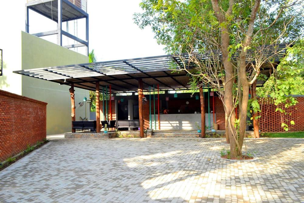 Kottawatta River Bank Resort Udawalawe Exterior photo