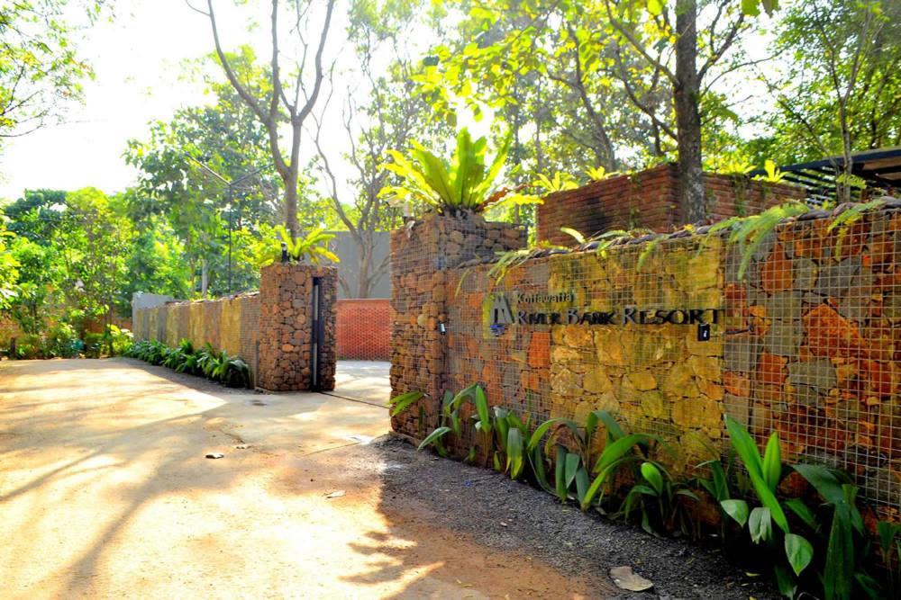 Kottawatta River Bank Resort Udawalawe Exterior photo