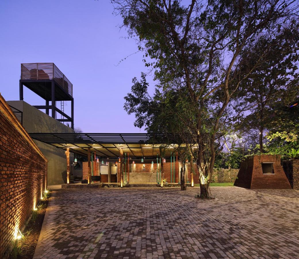 Kottawatta River Bank Resort Udawalawe Exterior photo